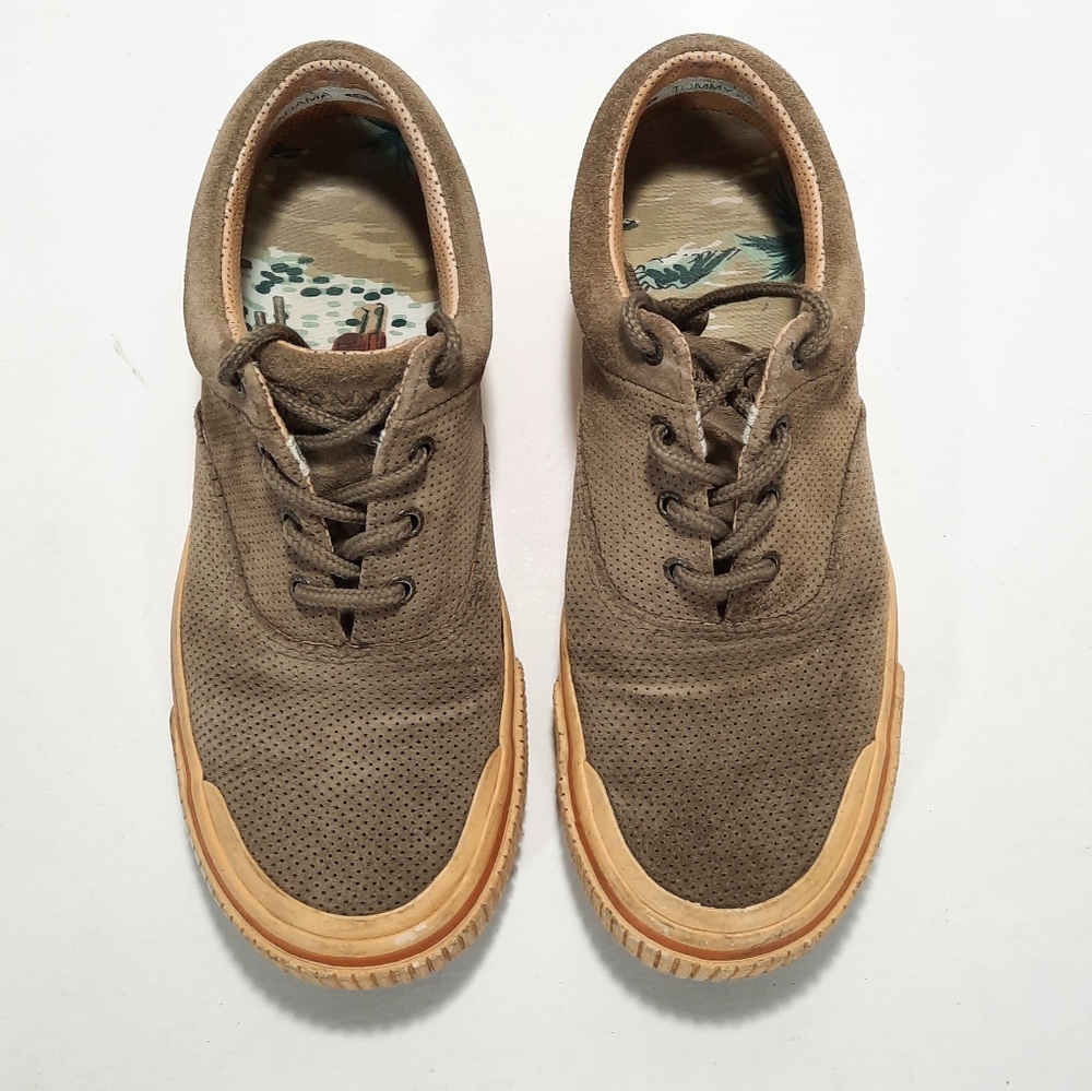 Tommy Bahama Rum Runner Suede Sneakers - Picture 4 of 9